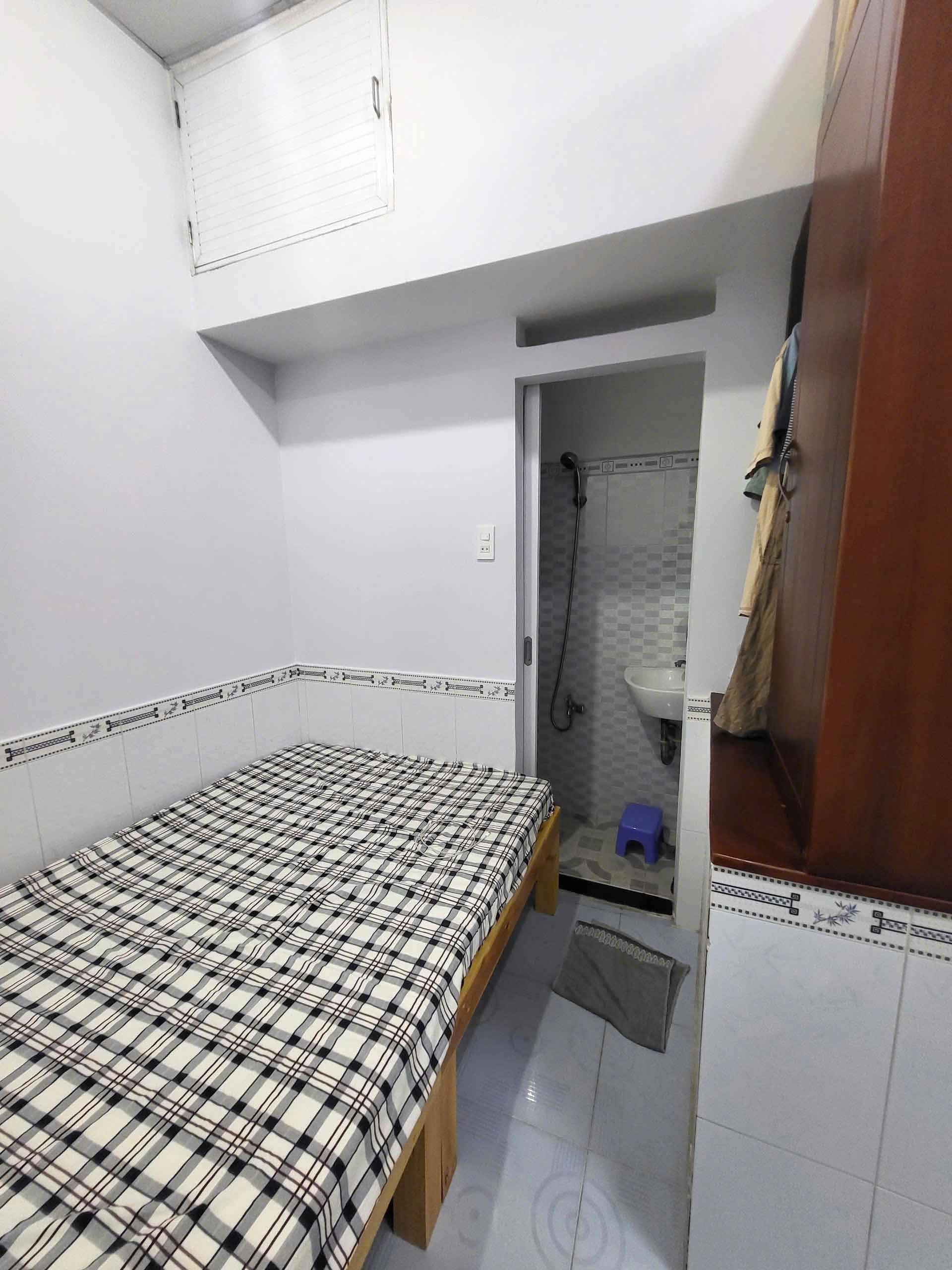 Bán Nhà Mới 3 Tầng Full Nội Thất, Hẻm 4.5m, Gần Kha Vạn Cân - Giá Chỉ 2.6 Tỷ (Linh Đông) SHR - Ảnh chính